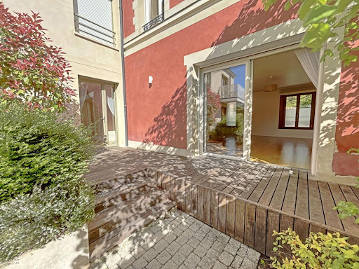 Apartment with terrace 2