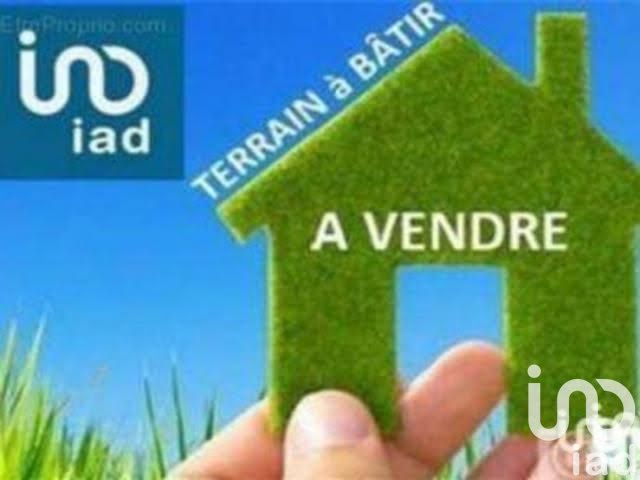 Vente terrain  2000 m² à Saint-Jean-de-la-Motte (72510), 28 000 €