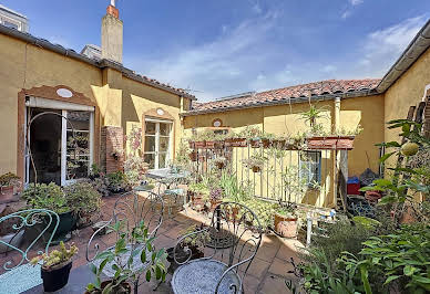 Apartment with terrace 2