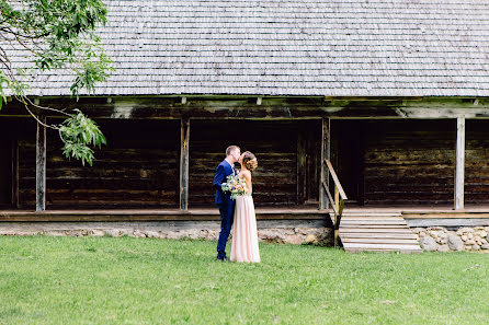 Fotografo di matrimoni Natalya Smolnikova (bysmophoto). Foto del 14 novembre 2017