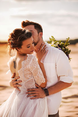 Fotógrafo de casamento Alena Medenceva (medentseva). Foto de 13 de agosto 2019