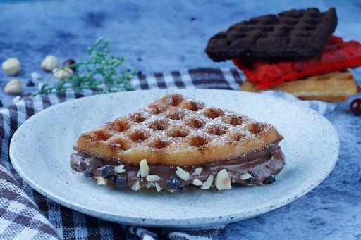 Ferrero Crunch Waffle