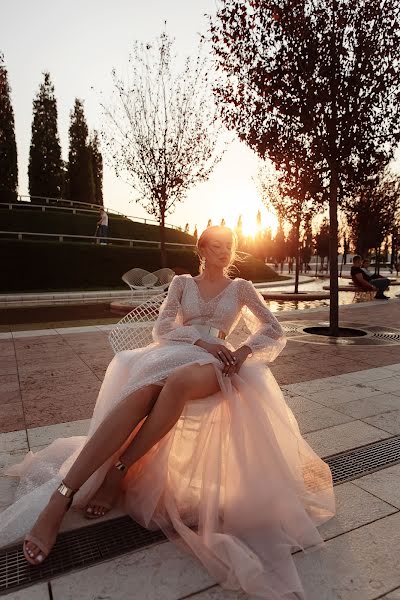 Fotógrafo de casamento Alla Shevchenko (deemvest). Foto de 30 de setembro 2019