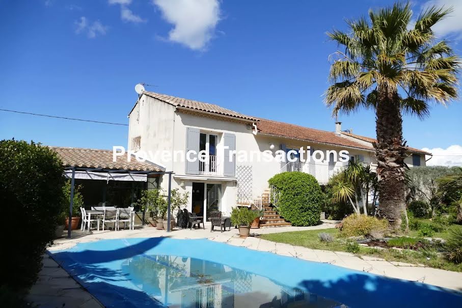 Vente maison   à Carpentras (84200), 360 000 €