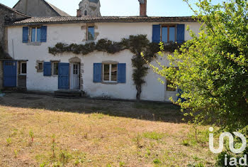 maison à Saurais (79)