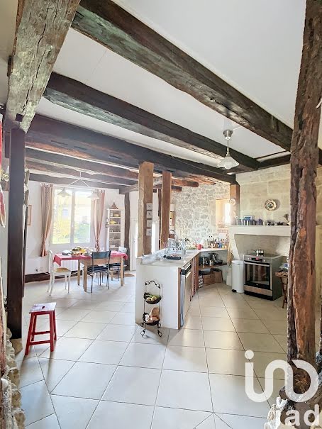 Vente maison 4 pièces 154 m² à Saint-Seurin-sur-l'Isle (33660), 300 000 €