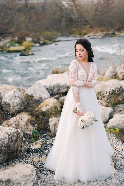 Wedding photographer Valeriya Solomatova (valeri19). Photo of 14 April 2020