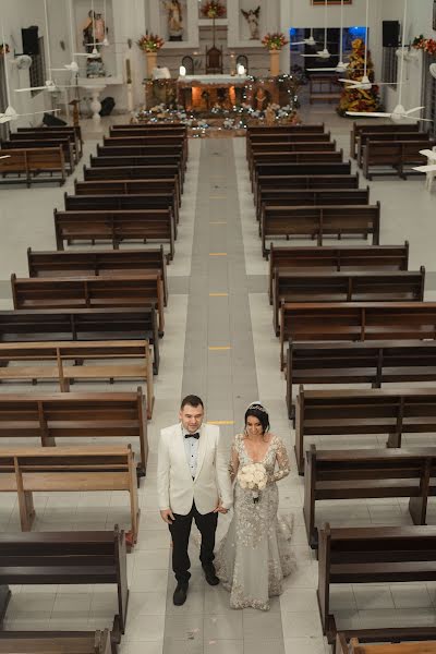 Esküvői fotós Lionar Figueroa (lionarfigueroav). Készítés ideje: 2022 június 6.