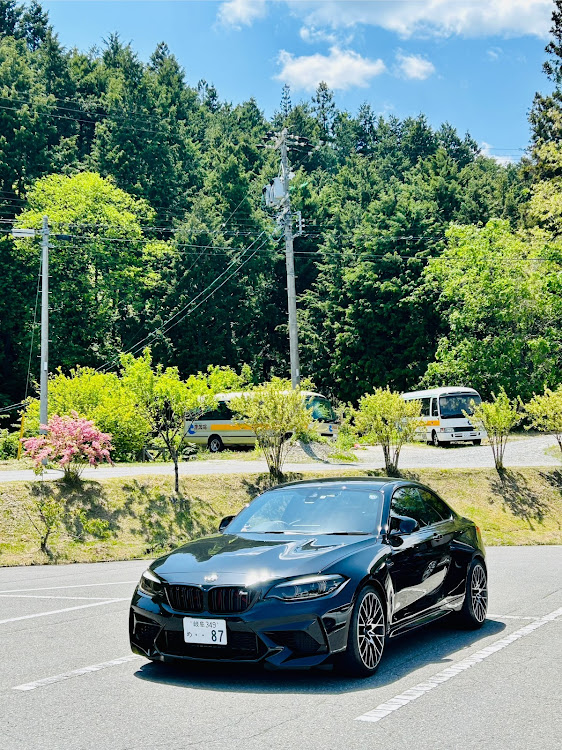 M2 クーペの愛車紹介🤣🥰🙆・朝一からM2cでお出かけです🤣🙆・南信州松川温泉♨️でまったり〜🤣🙆・湯上がり♨️の🍺は❣️たまらない〜👌♨️に関するカスタム事例の投稿画像3枚目