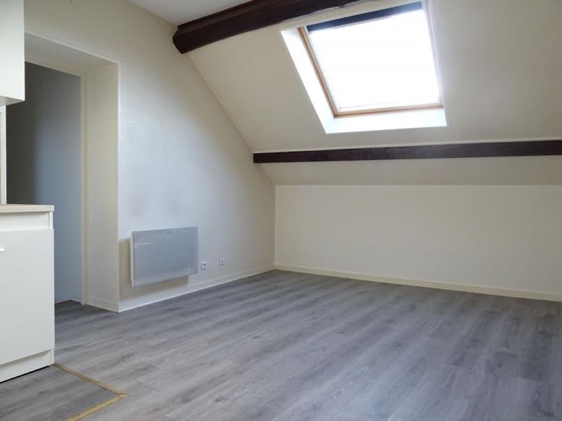 Vente appartement 1 pièce 25 m² à Nanteuil-lès-Meaux (77100), 79 000 €