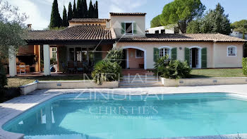 villa à Saint paul de Vence (06)