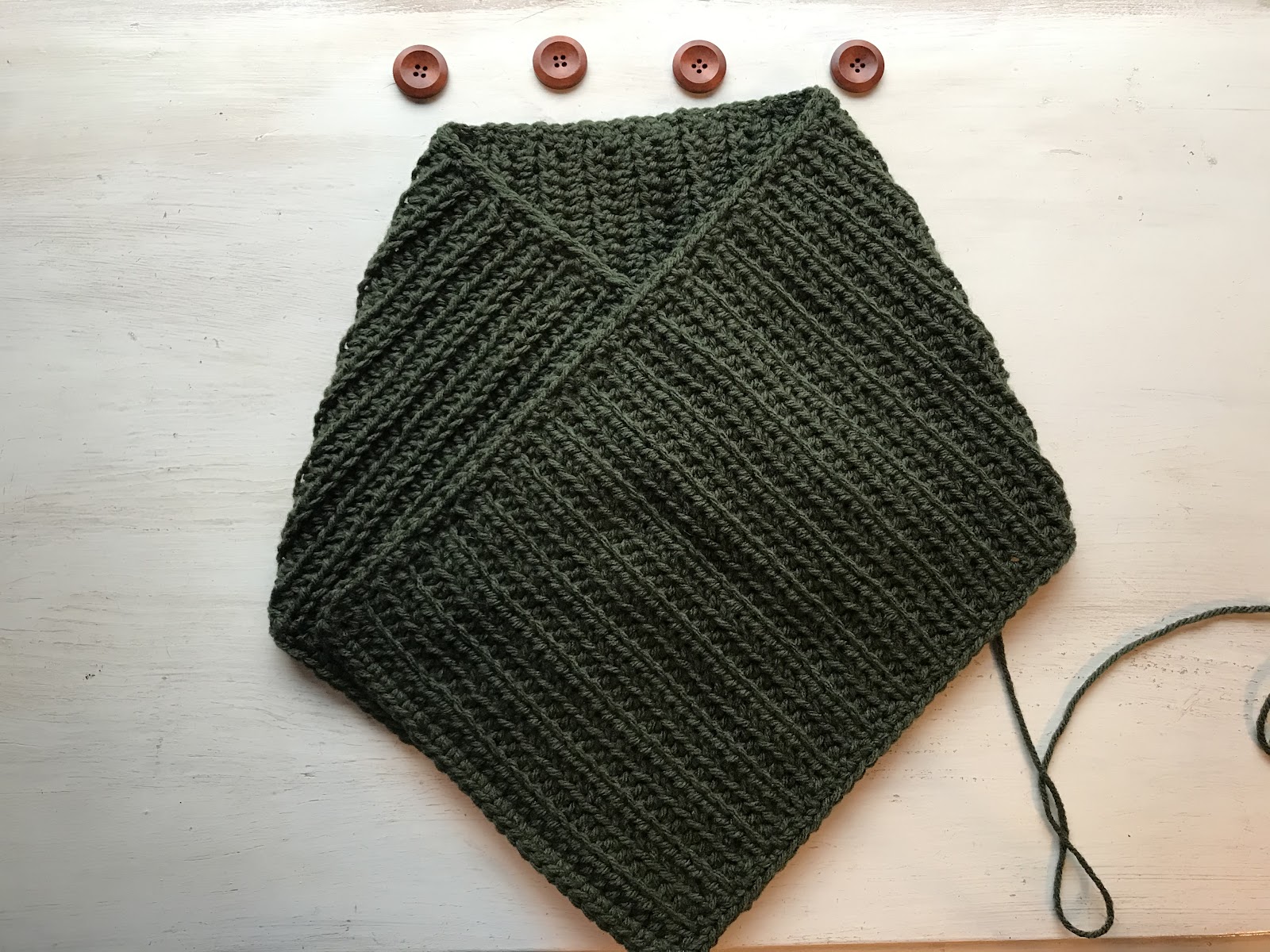 mainstream cowl crochet pattern