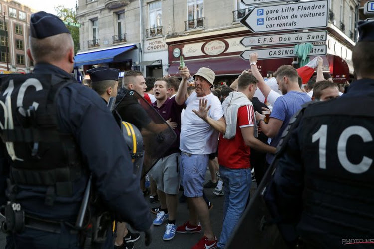 Des supporters d'Anderlecht venus aider les Anglais à taper du Russe à Lille ?