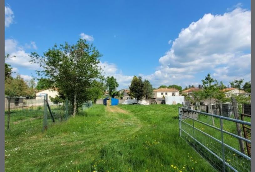  Vente Terrain à bâtir - 7 308m² à Châtillon-sur-Thouet (79200) 