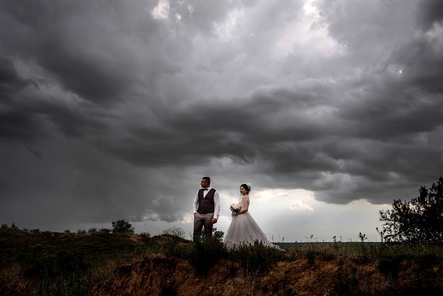 Wedding photographer Aleksey Chipchiu (mailin315). Photo of 28 April 2023