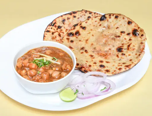 Chole Kulcha