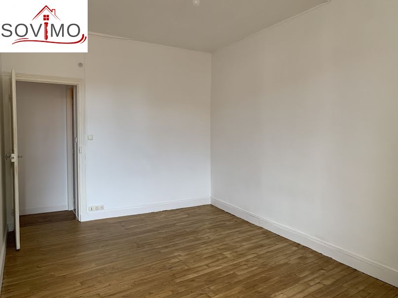 Location  appartement 2 pièces 35.61 m² à Confolens (16500), 293 €