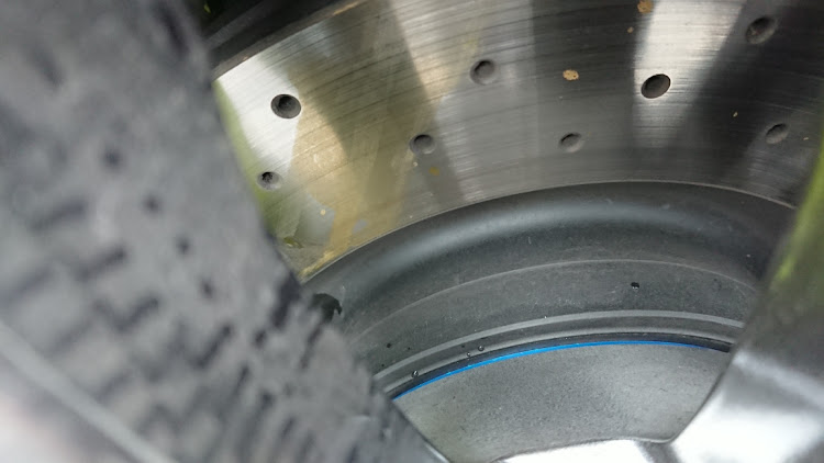 WRX STIのスペーサー・DIYに関するカスタム事例の投稿画像2枚目