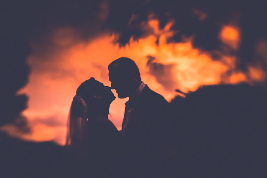 Fotografo di matrimoni Lucia Pulvirenti (pulvirenti). Foto del 24 marzo 2016