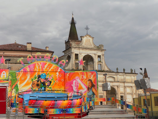 Luna park in piazza di ellimo