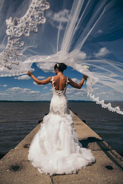 Fotografo di matrimoni Anton Blokhin (totonophoto). Foto del 7 settembre 2016