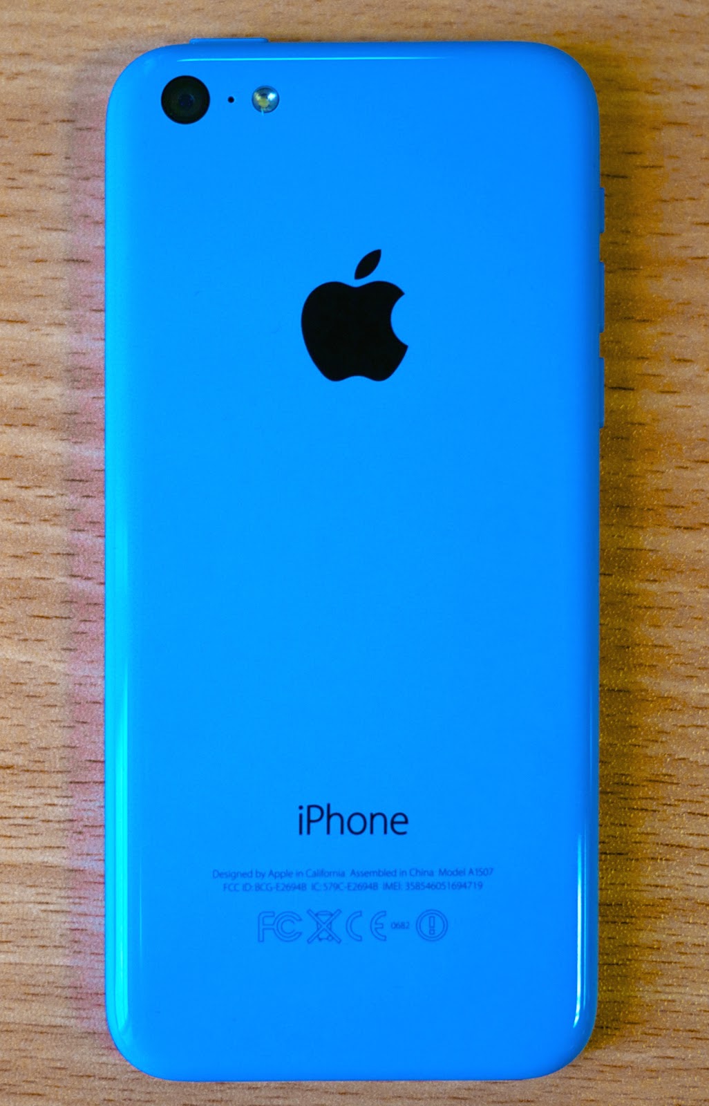 File:iPhone 5c blue back.jpg - Wikimedia Commons