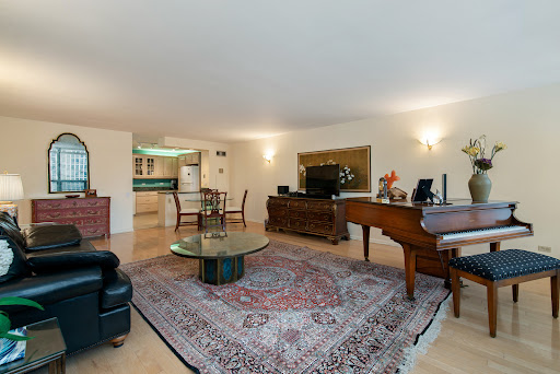 Apartment 5