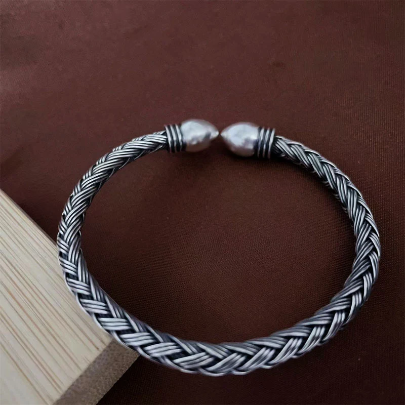 Bracelet S999 en argent pur tissé à la main, personnalisé, rétro et tendance. Un accessoire polyvalent pour toutes les occasions, reflétant votre style unique.