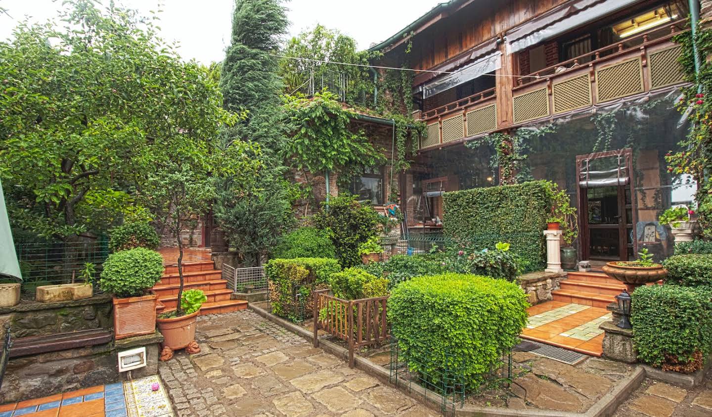 House with garden and terrace Sofia