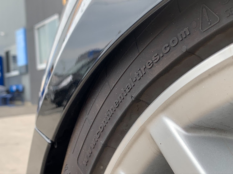 TT クーペの徳島・現行 TT・エアサス・モテたい🥺・ホイールどないしよ？に関するカスタム事例の投稿画像4枚目