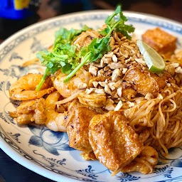 Lan's Sweet and Sour and Spicy Chicken Rice Noodle