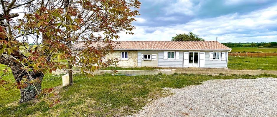 Vente maison 4 pièces 76 m² à Montendre (17130), 135 990 €