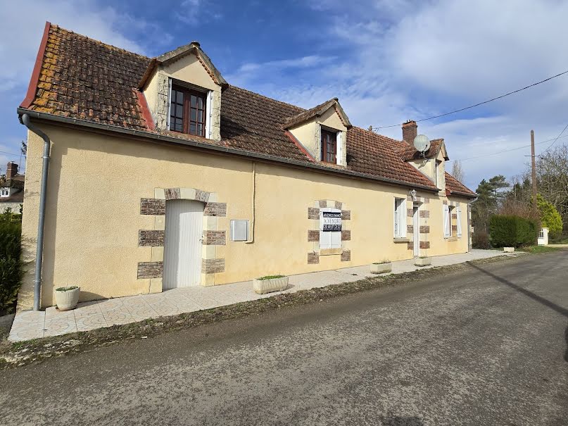 Vente maison 5 pièces 116 m² à Vasselay (18110), 126 000 €