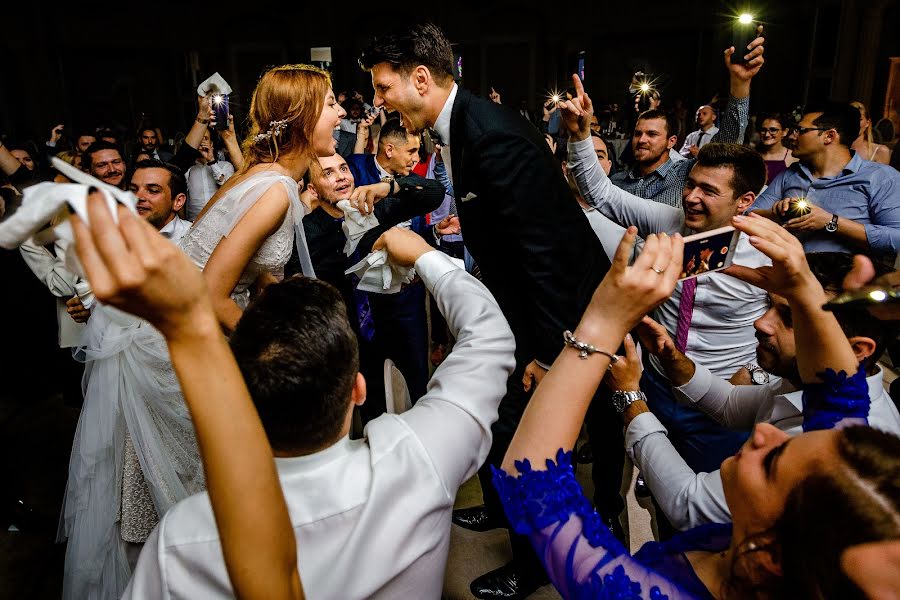 Fotógrafo de casamento Claudiu Negrea (claudiunegrea). Foto de 2 de julho 2019