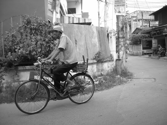 Camminando in bicicletta.. di Tsahai