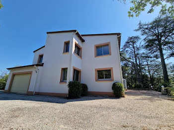 villa à Pezenas (34)