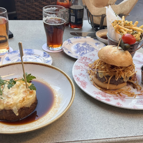 Shepherds pie & OMG burger with garlic parm fries