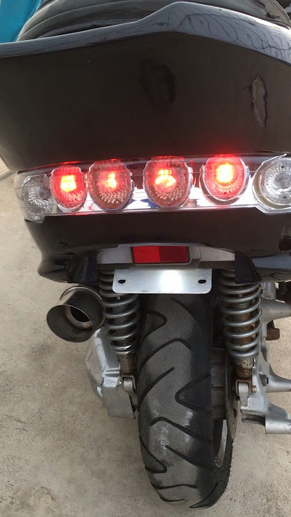 マッチさんが投稿したマジェ・エムズガレージ・レッドメモリーに関するカスタム事例の投稿画像3枚目