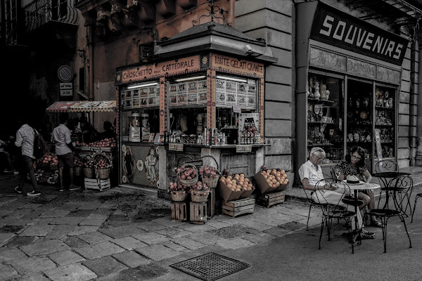 Souvenirs multivitaminici a Palermo di pieralisa