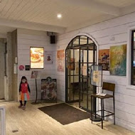 貳樓餐廳 Second Floor Cafe(台中秀泰文心店)