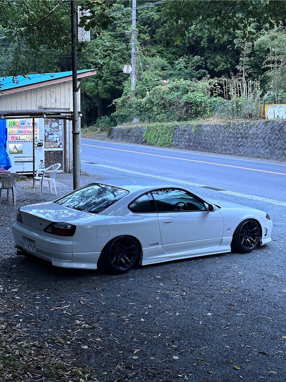 シルビアのs15シルビア・本当はターボが欲しかった・サンルーフも欲しかった・ないものねだり・けどこれが一番しっくりくるに関するカスタム事例の投稿画像3枚目