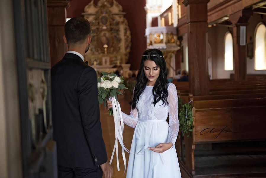 Fotografo di matrimoni Agnieszka Piątek (agnieszkapiatek). Foto del 24 febbraio 2020