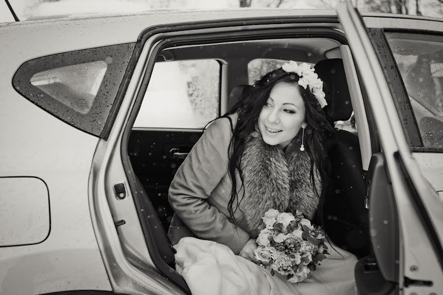 婚禮攝影師Vera Shapurova（verun4ik）。2014 2月16日的照片