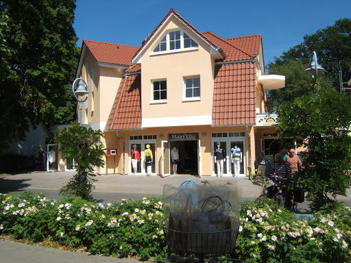 2-room holiday flat SEEWOLF Zingst