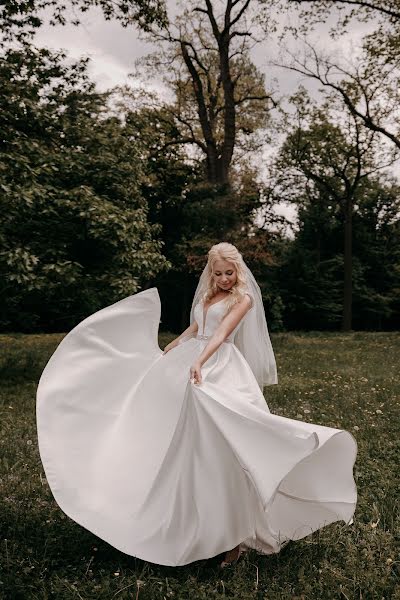 婚礼摄影师Daria Diachenko（dtapesh）。2019 5月18日的照片