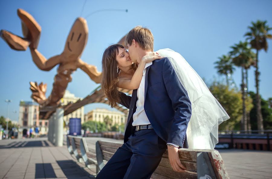 Wedding photographer Vadim Smolyak (dramat). Photo of 25 February 2015