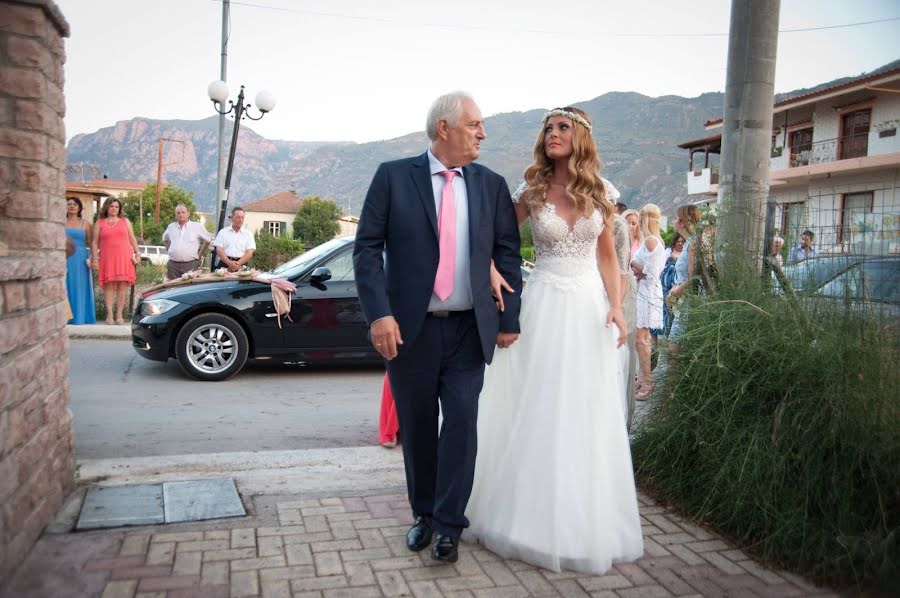 Fotografo di matrimoni Sotiris Dimopoulos (dimopoulos-). Foto del 19 giugno 2019