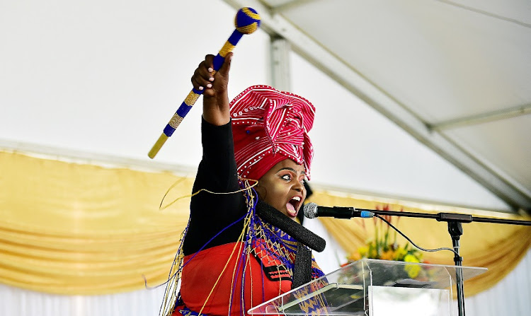 Imbongi Jessica Mbangeni entertains mourners at the memorial service for Dr Richard Maponya held at the Maponya Mall on January 13 2020 in Soweto.