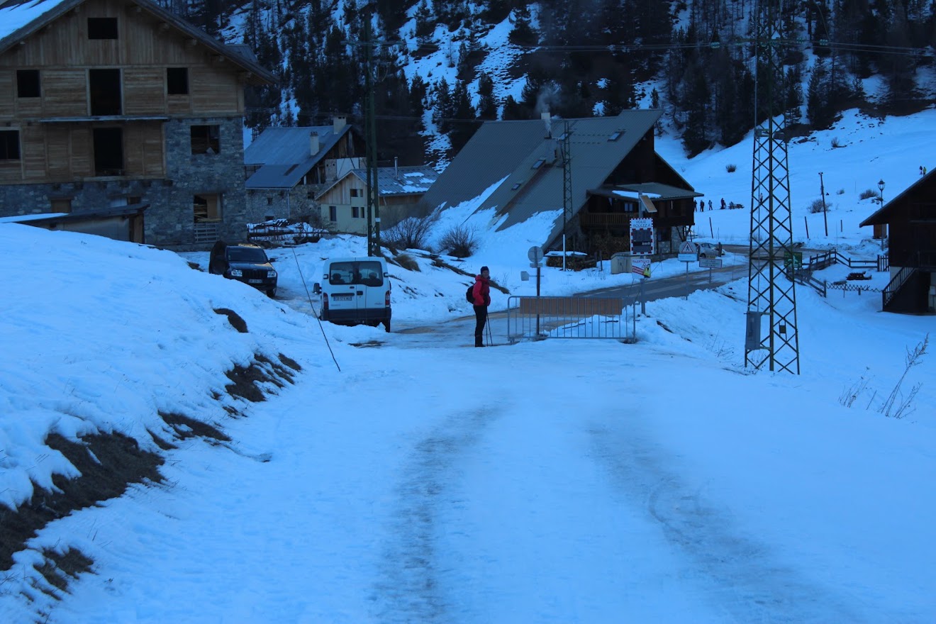 Le col de L'Izoard - Page 2 FaIW0UdgT2m2h0GAWdr-cMHiN2WVZhoefNK5na2pZGVJXYTjNzk_vxsd5K0AUi6uFPCAgzKXdvFiy-lYUM4A-AbYjKdOCqs7L8JE7gzGNQqfuUHtfQKPOUm6GLOL7IqQW9D4Qh44ZQOc24aBqpPAjPvpt-fvVAXxmDCv74t-pqZQOyTB2oM5RVzL9h4s_HYiNS6ca9dqm-ECZS_xoUXUqpONPvBfHUj_WLdFYej5JaMaYmjx_FD7sMdiIznduKM8jSDRLfNByF6_O6m_UK_qHQk3uWUVCt5DR2Gt_sxZhGnLZm96GQhHsQOJ0SExxq4XJKcxnRooWhy-nQhIKGoWkmRA6gcmu8nChlSqzEVK5mtF6v7v-ybj6NMnFwLQQt4wd_dH0P1EBD2Jm91FGDA2Lm-O-FWTiv93nyINlUBU4XdwRcbH74hfexgCjkgq-5pw35ngRrTK6X1tw_9ydqsrTKKSB74sFL28rR3rPEujEfC_y-CNjC-esNWBz7l5Wh3xoaeIfNdlDtRTgag63e9QvxUJeBDhWZMGC4UFYyiVh3MIqIp7z4RcCaax466PhDZ6--VNqg=w1320-h880-no