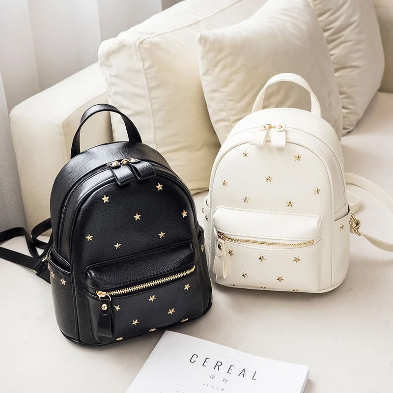 Mochila de cuero PU para mujer, diseño moderno y elegante. Perfecta para uso diario, cómoda y con estilo, ideal para llevar tus esenciales con facilidad.